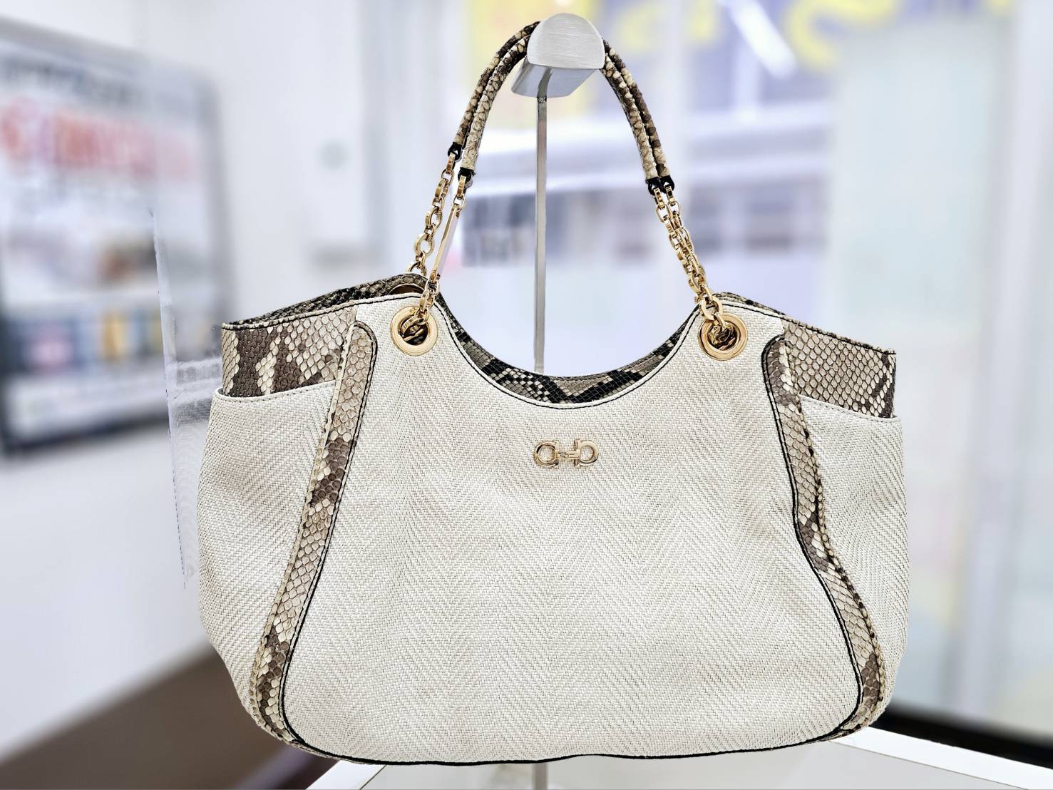 Salvatore Ferragamo(サルヴァトーレ・フェラガモ)