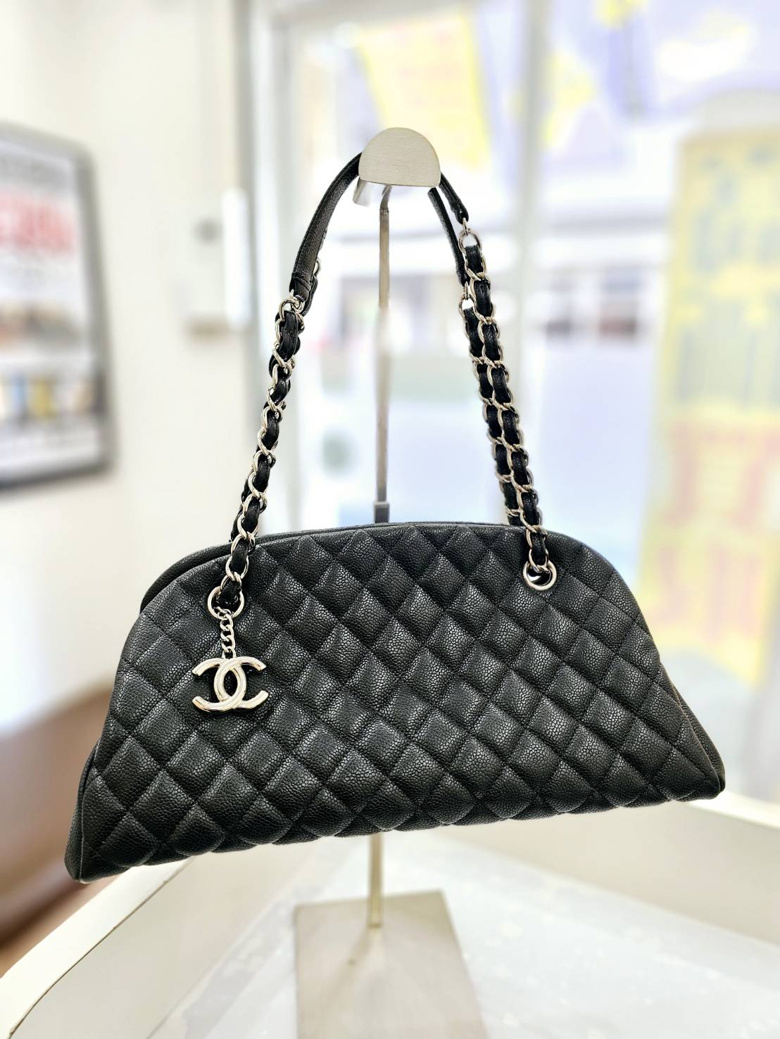 CHANEL(シャネル)のバッグ・財布・アクセサリーを売るなら、ぜひ当店へ